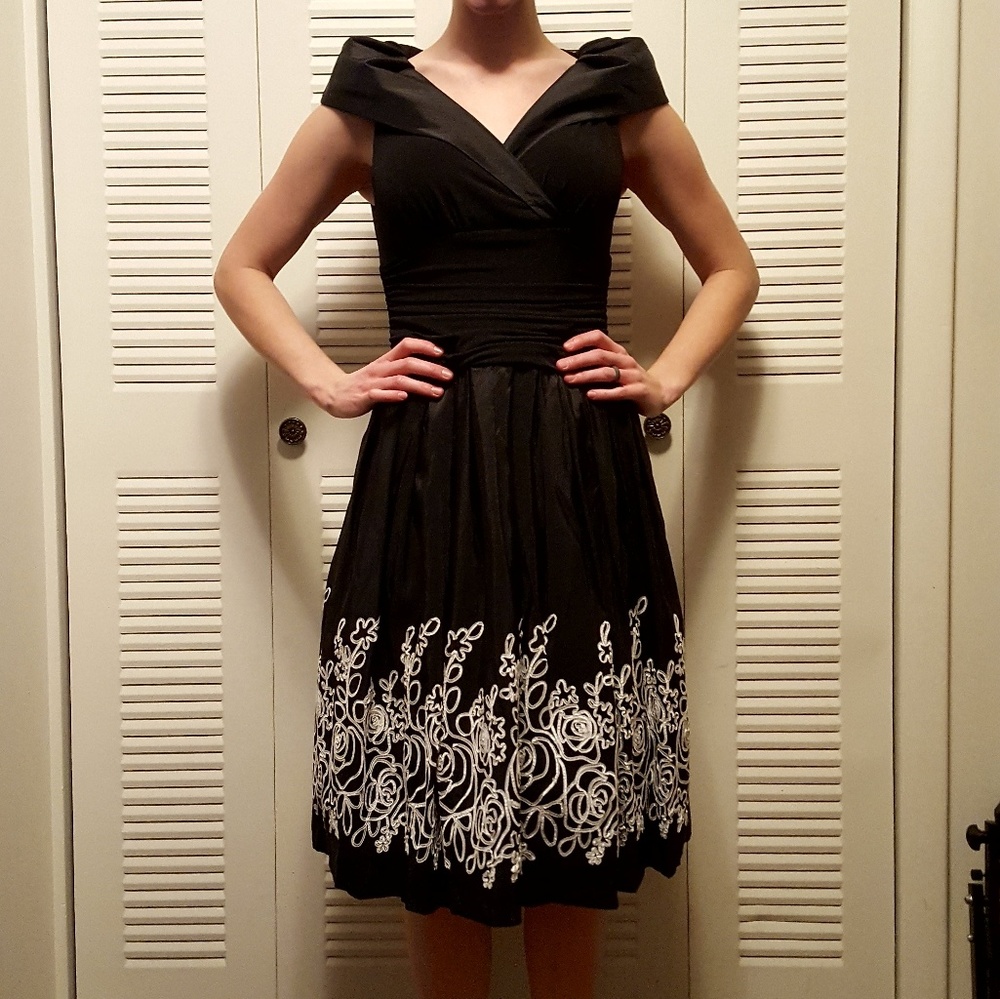 La Nouvelle Renaissance Dress